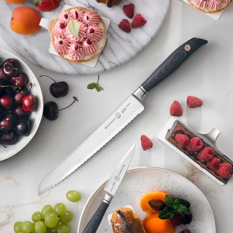 BLACKSMITH 21,5 CM SCALLOPED BREAD KNIFE