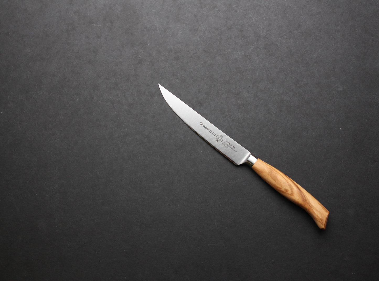 MESSERMEISTER serie OLIVA LUXE 11,5cm STEAKMES met olijfhouten heft